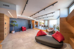 Attico di Design a 5 min da Centro e Fiera
